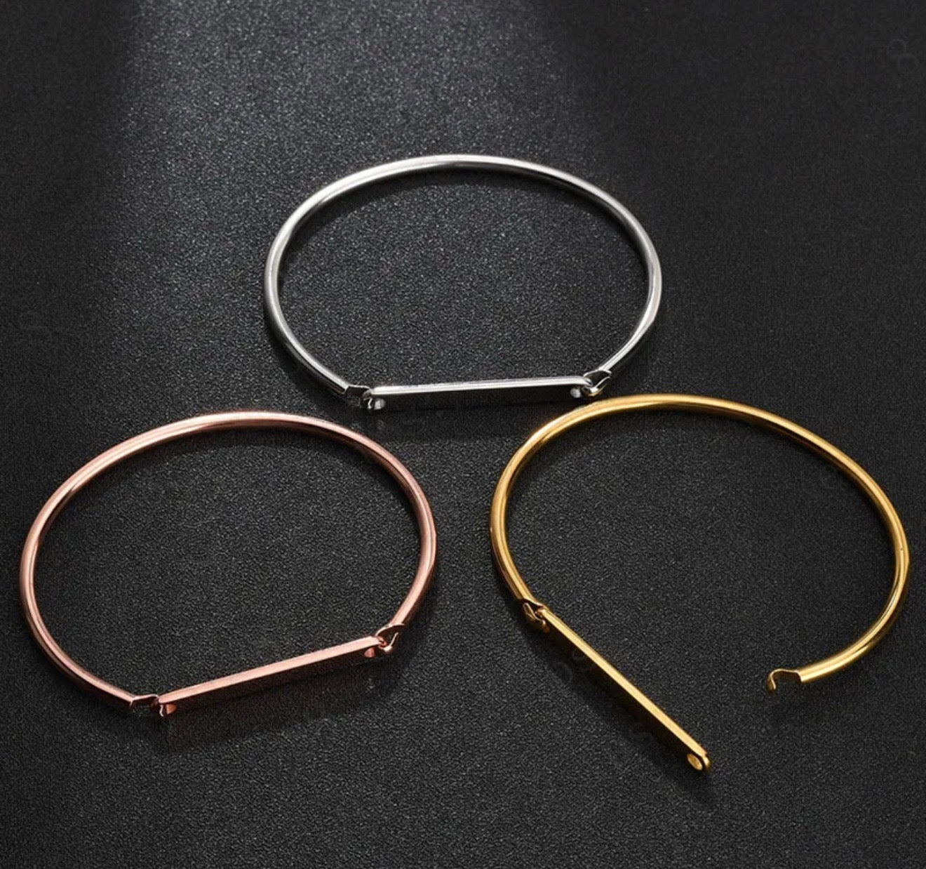 Serenity Gold Bar Bangle